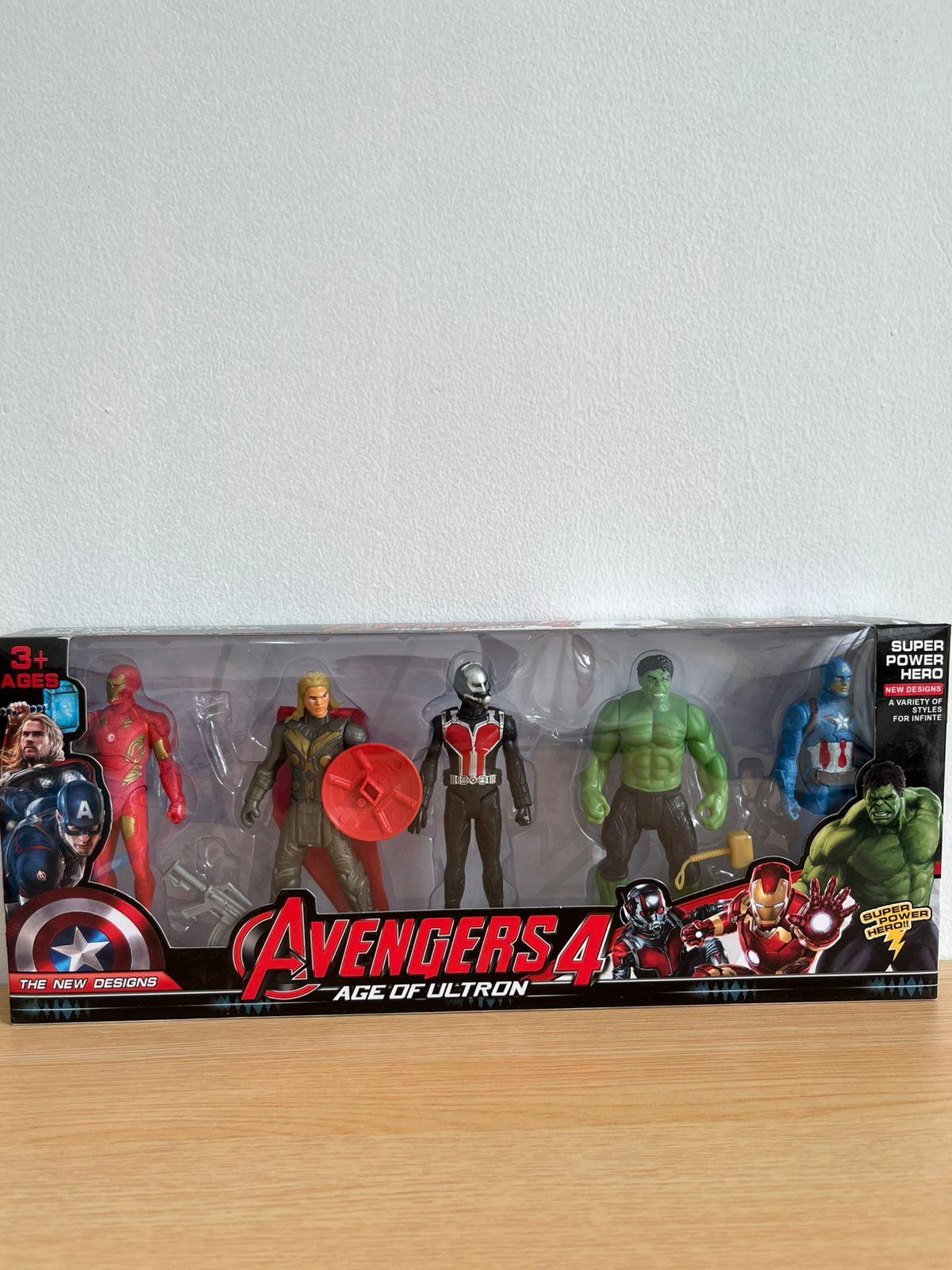 Mainan Tokoh Superhero Figur Avengers