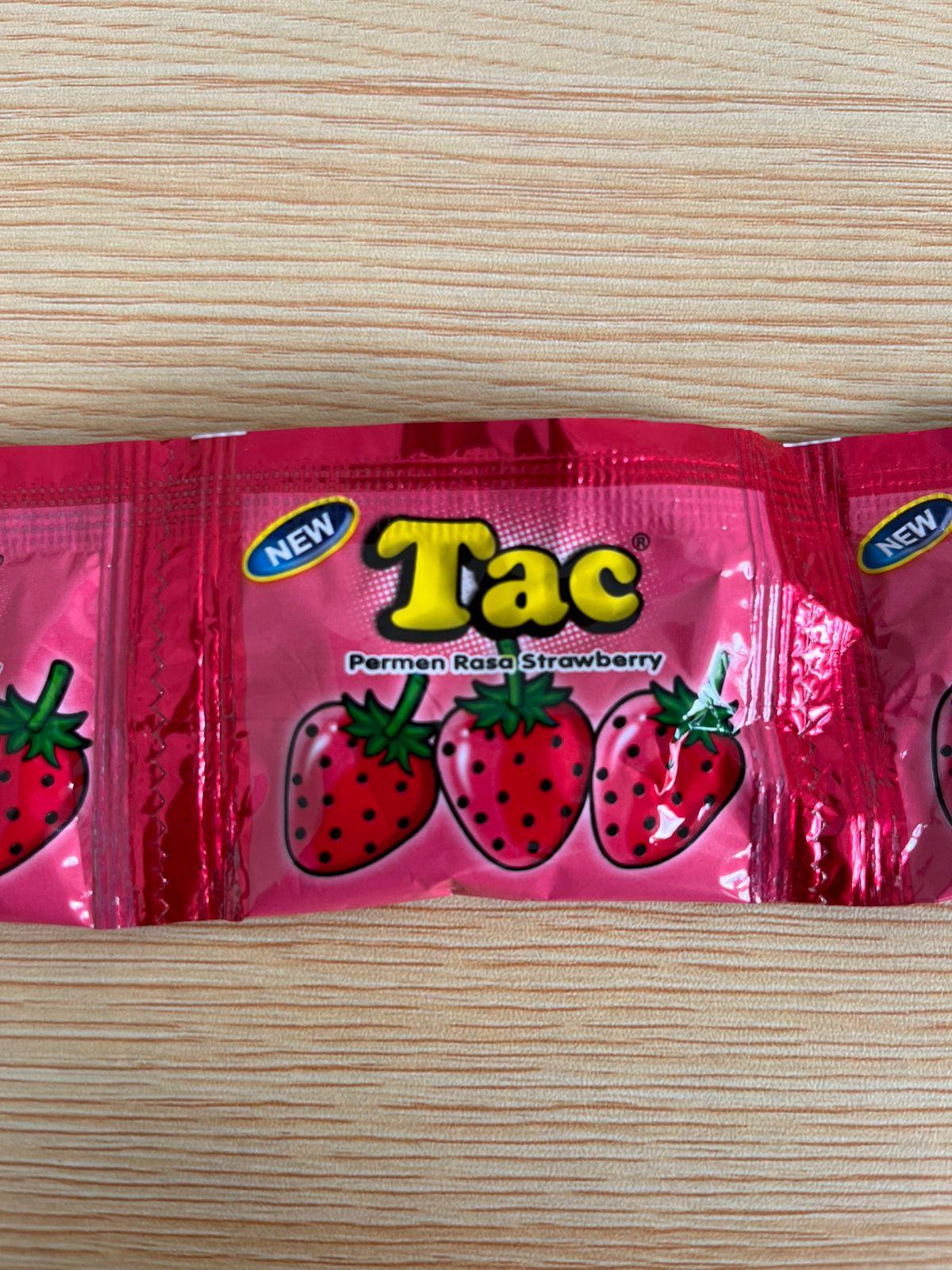Permen rasa Strawberry Tac isi 10 pcs
