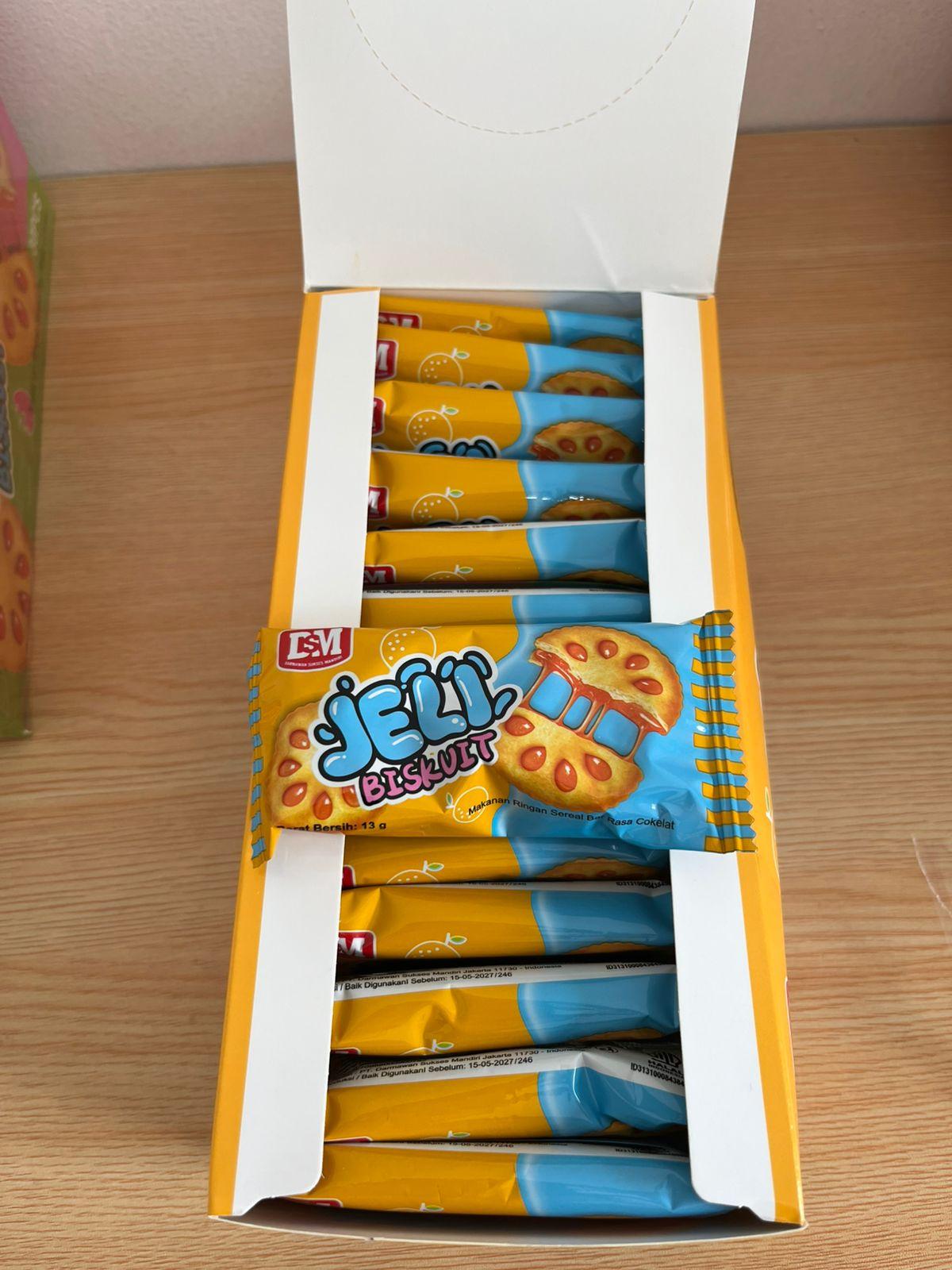 Snack Jeli Biskuit Sereal Bar Rasa Cokelat DSM isi 30 pcs