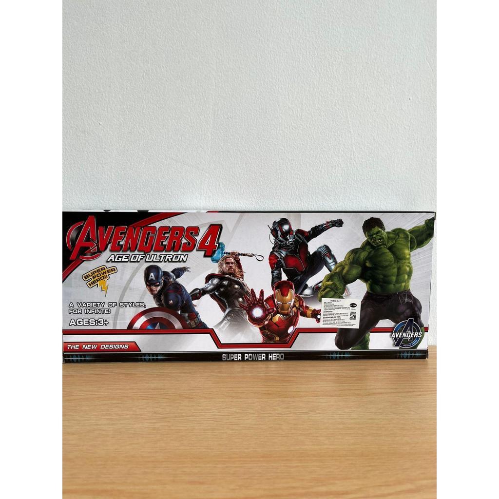 Mainan Tokoh Superhero Figur Avengers