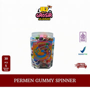 Permen Gummy Spinner Rasa Buah DSM merupakan permen gummy dengan desain spinner yang unik dan menarik, dipadukan dengan aneka rasa buah yang manis dan menyegarkan. Teksturnya yang kenyal serta bentuknya yang lucu membuat permen ini menjadi favorit anak-an