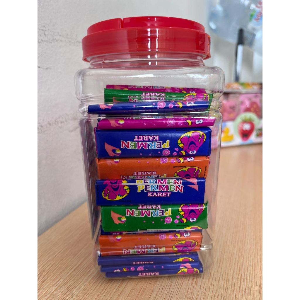 Permen Karet Aneka Rasa Bubble Gum Toples Kotak Sedang 100 PCS Chen Liang