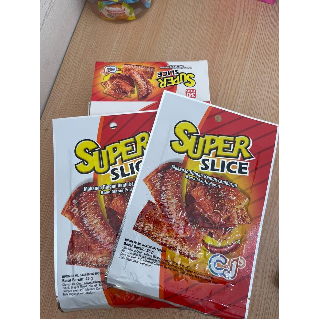 Snack Lembaran Super Slice Rasa Manis Pedas C&J 30 Pcs