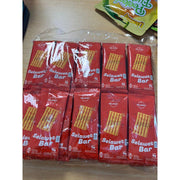 Selawet Bar Snack Gurih Pedas Selawet Bar 1 Renceng 10 PCS Rasa Gurih Pedas Tekstur Selawet Unik Cocok Sebagai Camilan Sehari-hari
